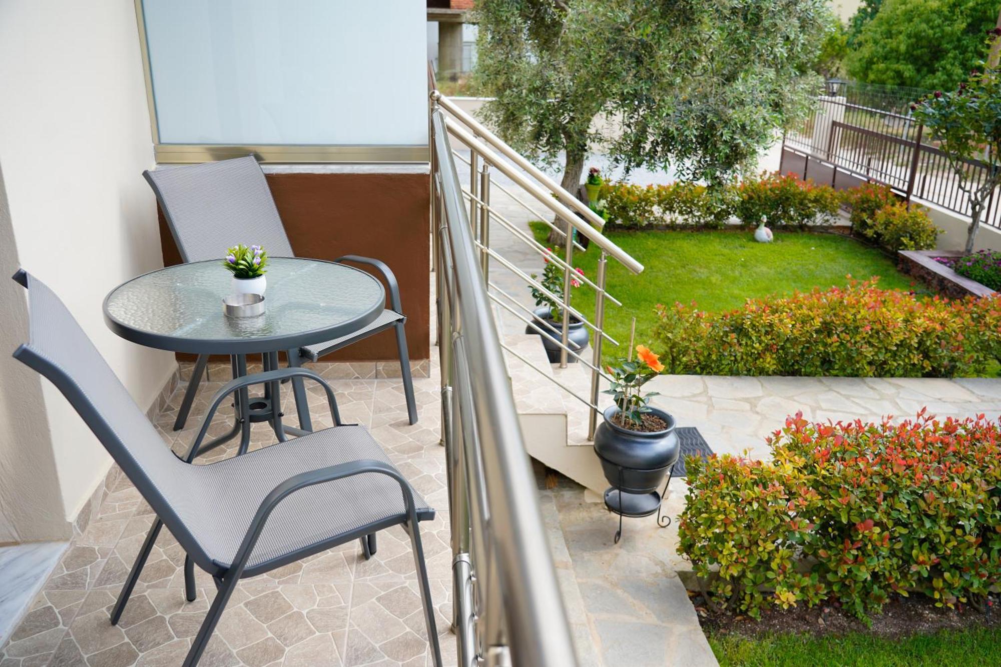 Maria Dina Apartments 1 Potos Ngoại thất bức ảnh